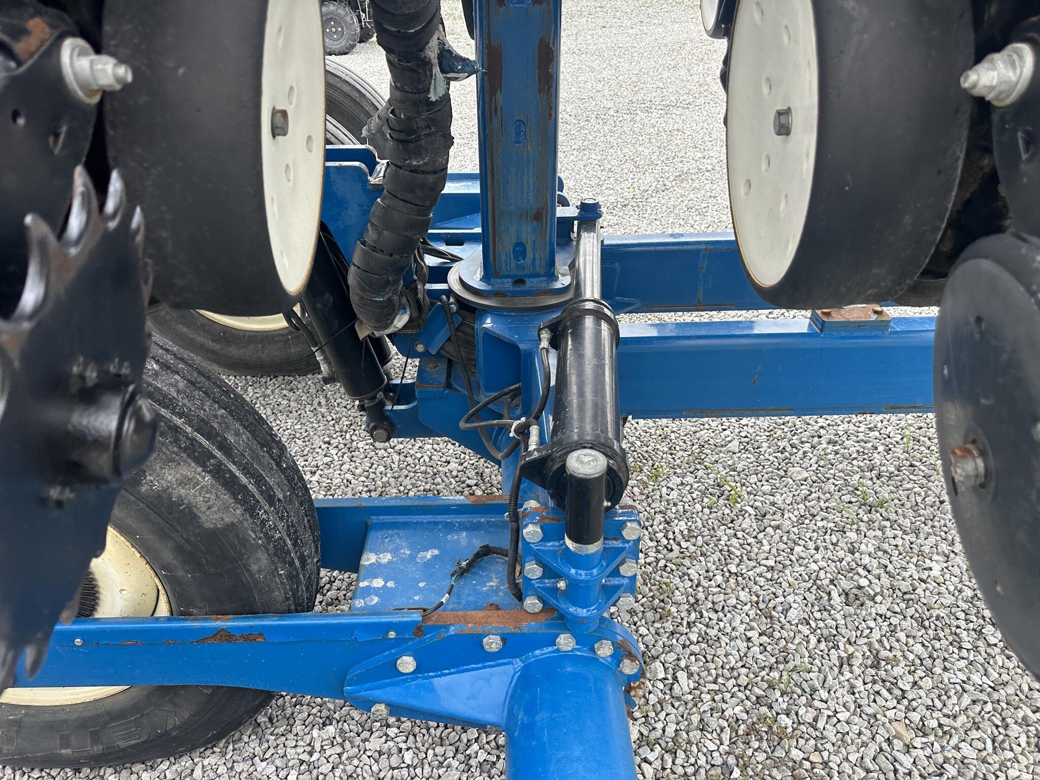 2010 Kinze 3660 ASD Planter