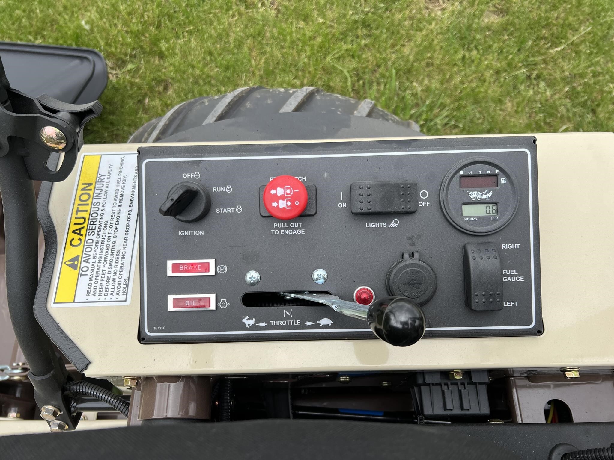 2025 Grasshopper 940EFI Lawn Mower