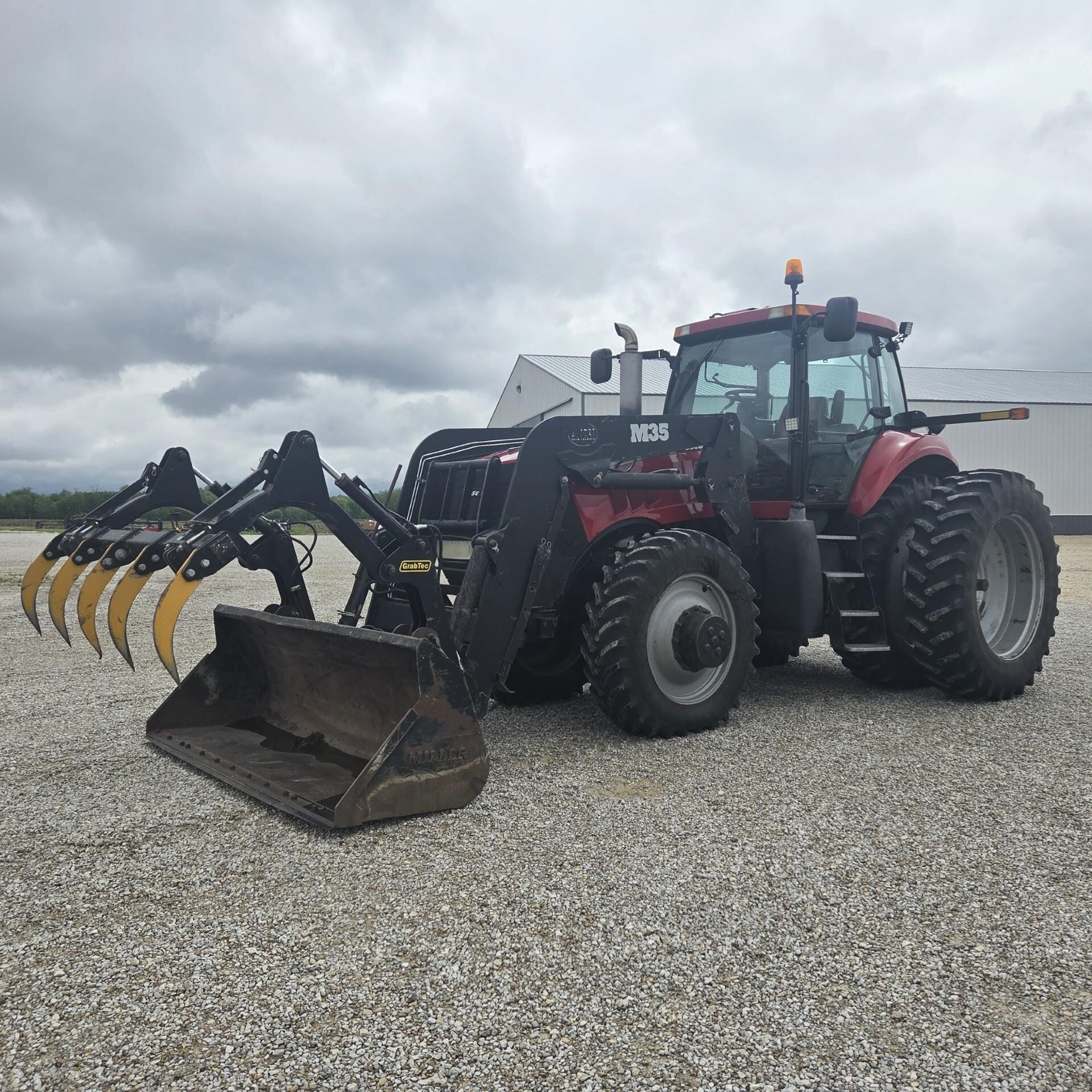 2009 Case IH Magnum 245 Tractor