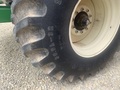 2004 J&M 875-18 Grain Cart
