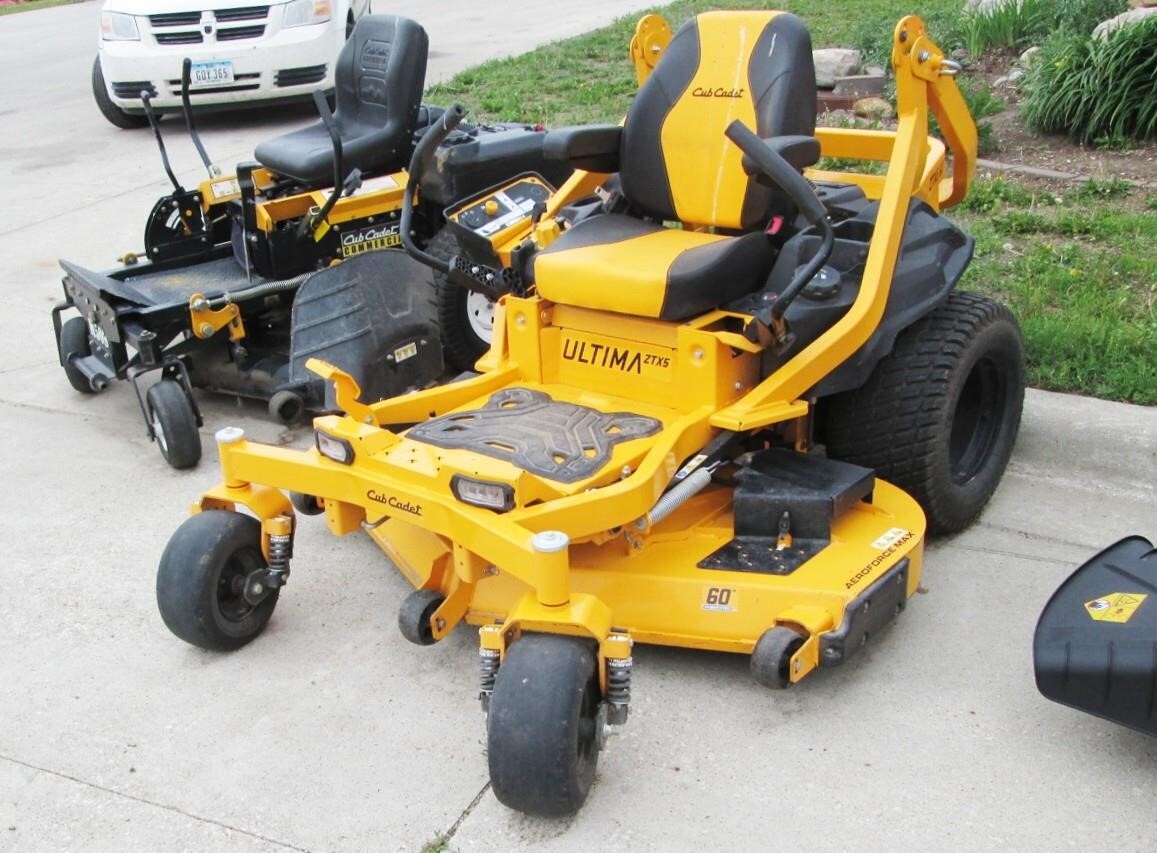 2020 Cub Cadet ULTIMA ZTX5 60 Lawn Mower