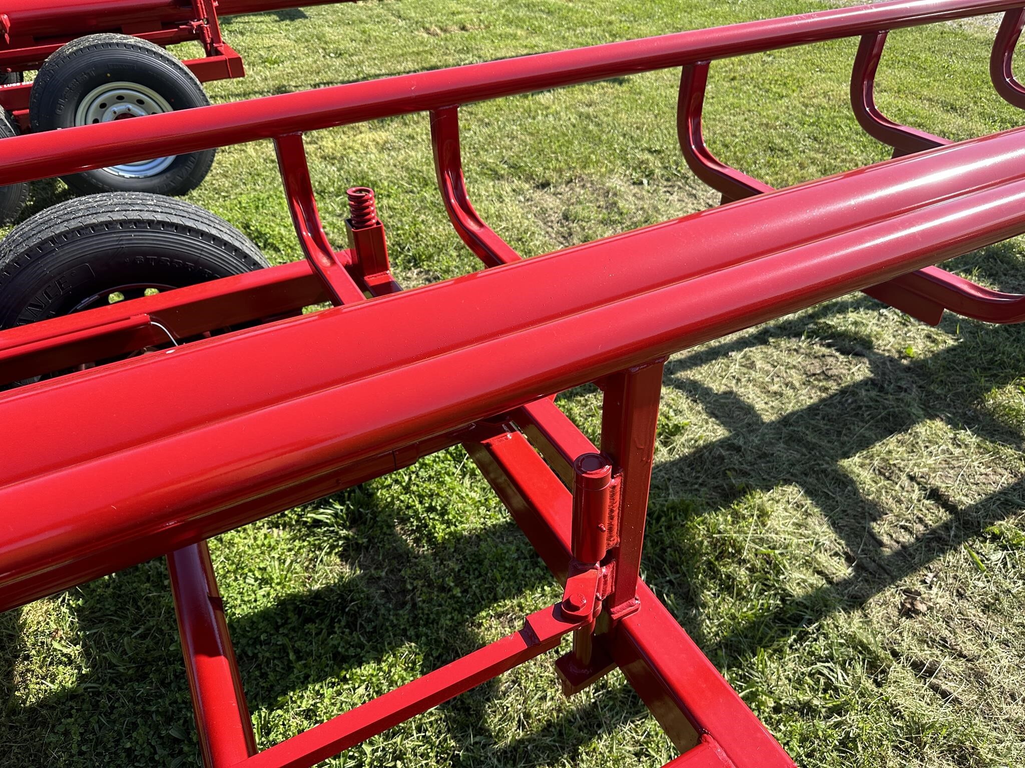 2025 Hayliner 42 Bale Wagons and Trailer