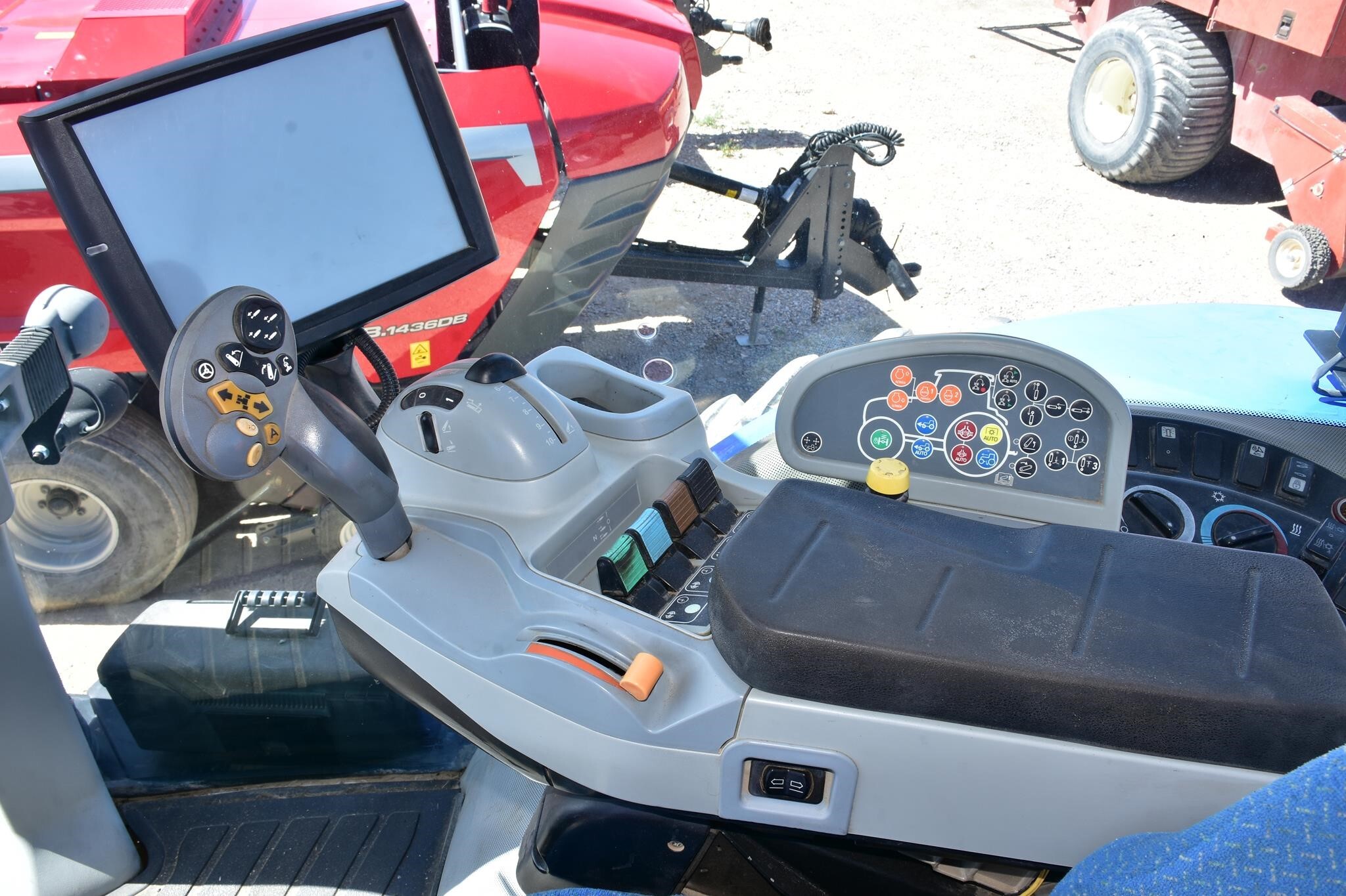 2013 New Holland T8.360 Tractor