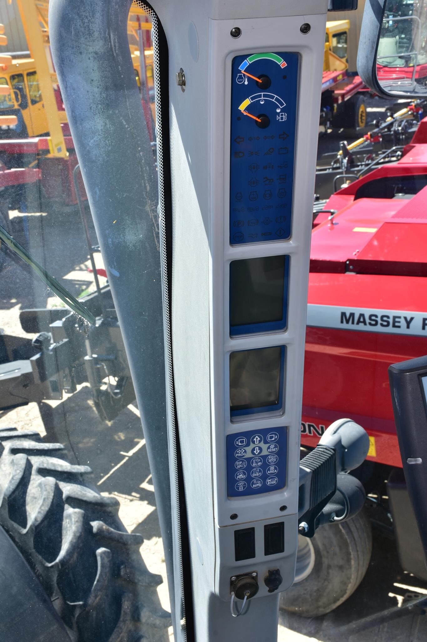 2013 New Holland T8.360 Tractor