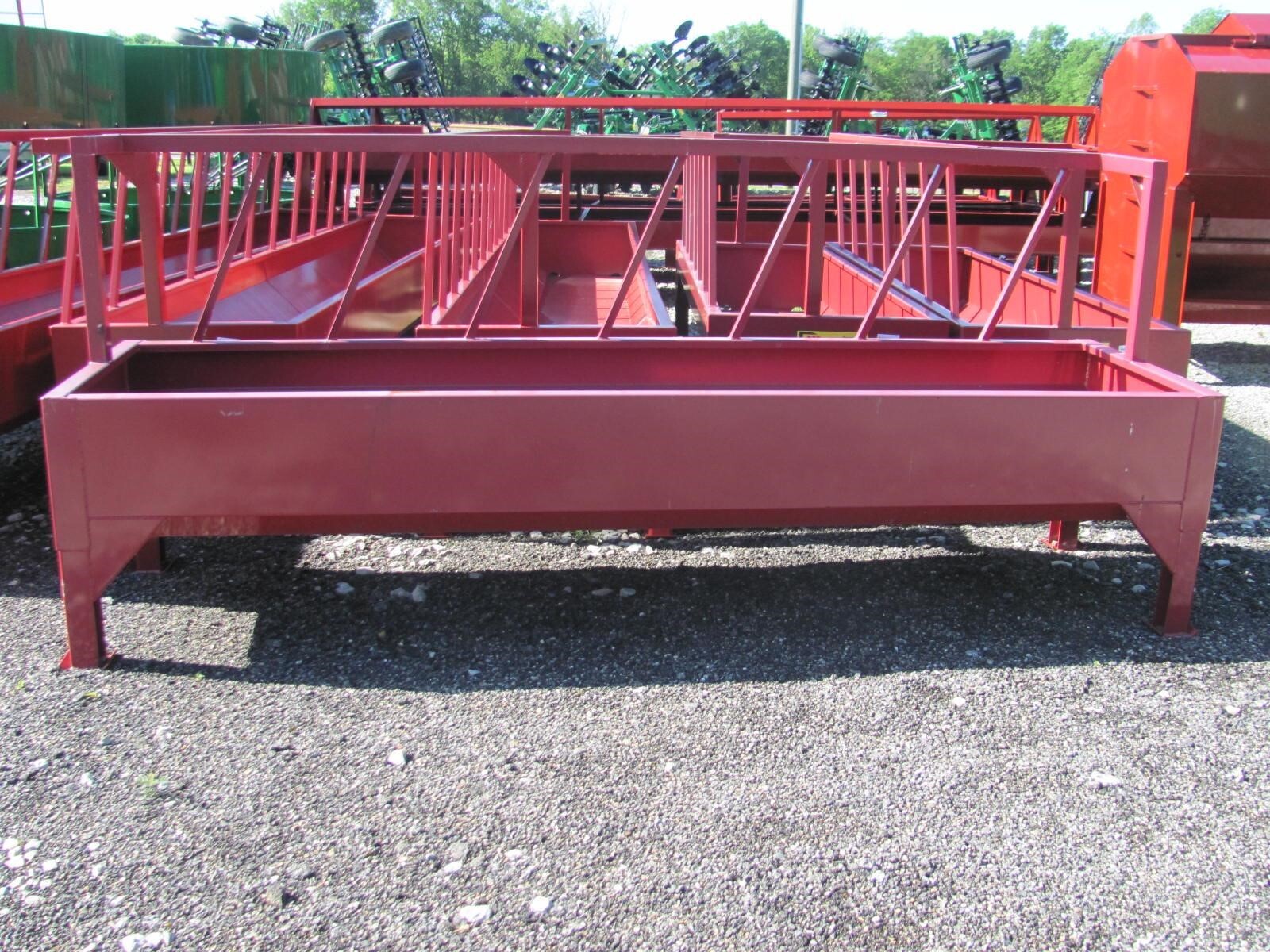  Farmco CF10FL Feed Bin