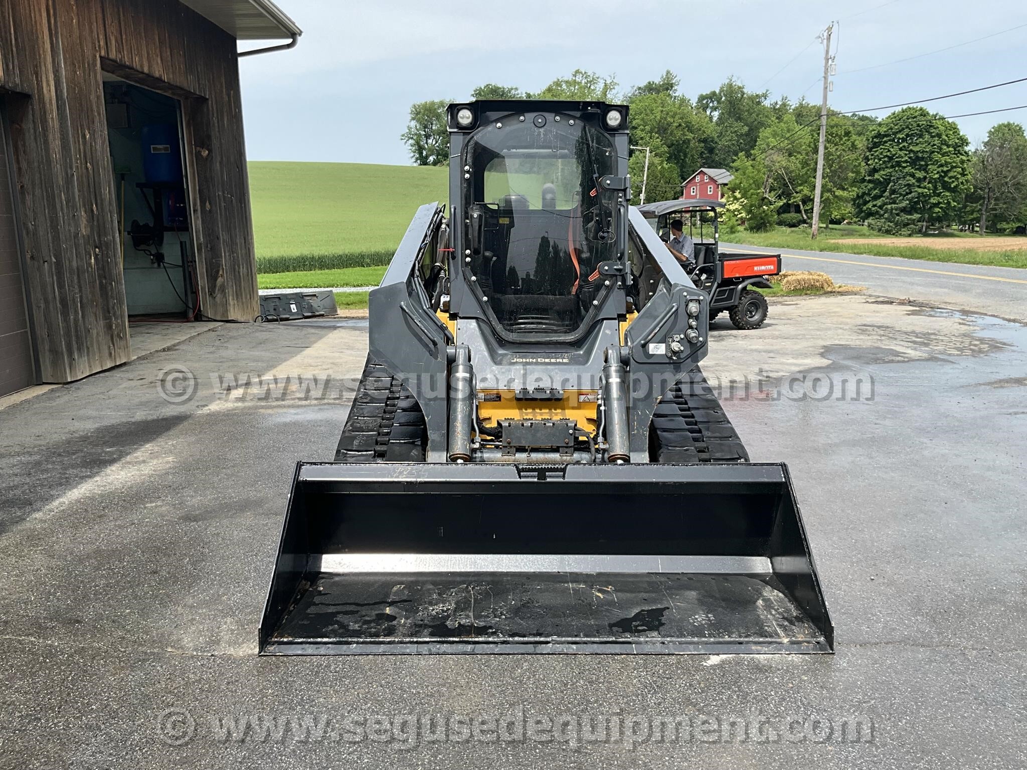 2018 Deere 331G Skid Steer