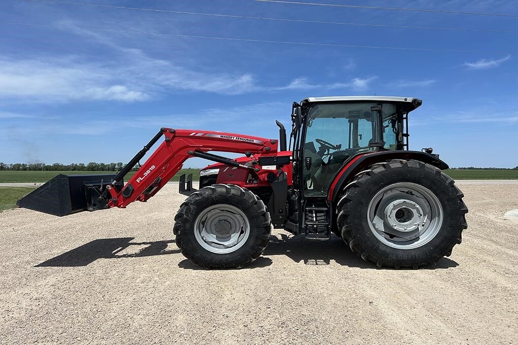 2022 Massey Ferguson 6713 Tractor