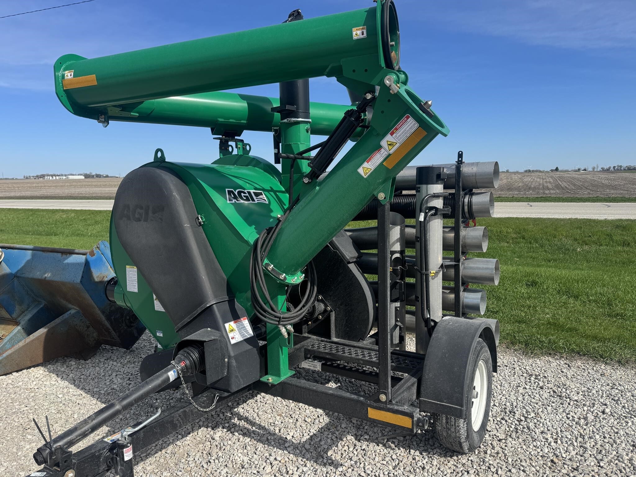 2025 AGI VRX Grain Vac