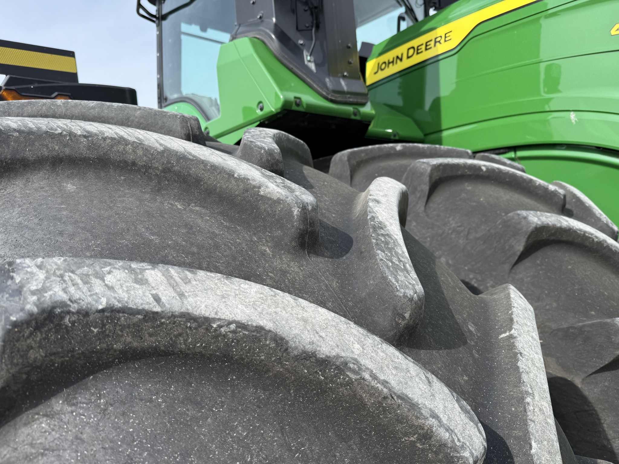 2022 John Deere 9R 490 Tractor