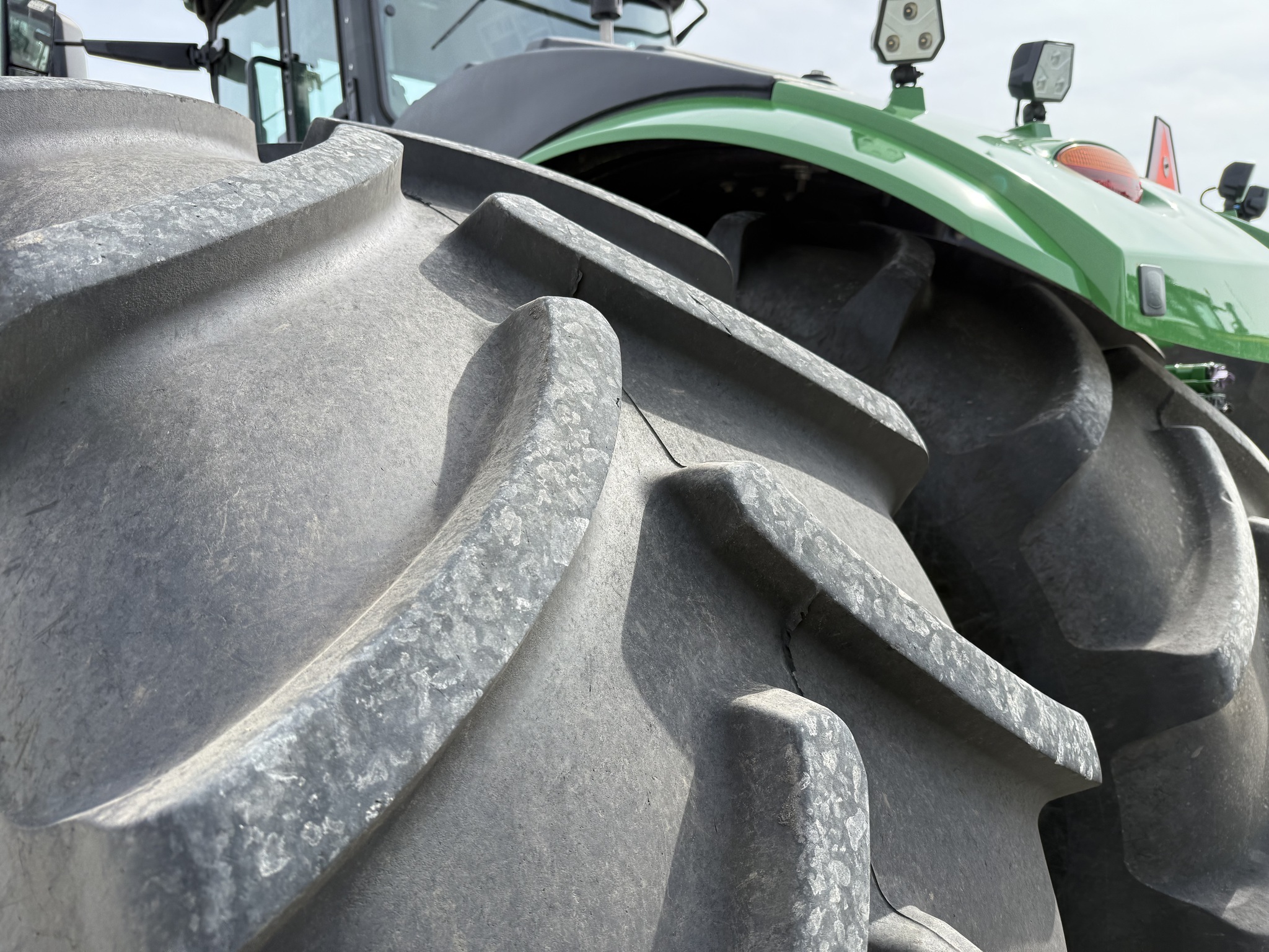 2022 John Deere 9R 490 Tractor