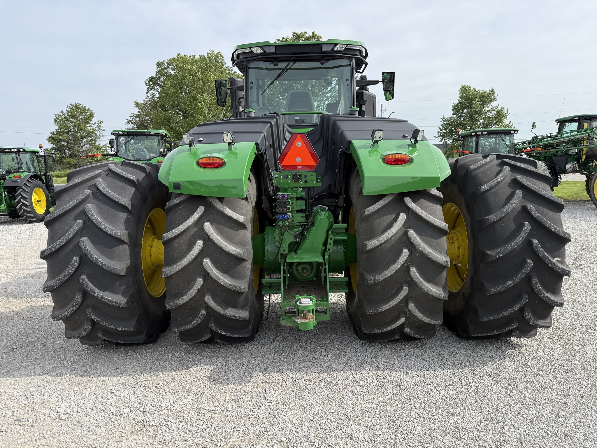 2022 John Deere 9R 490 Tractor