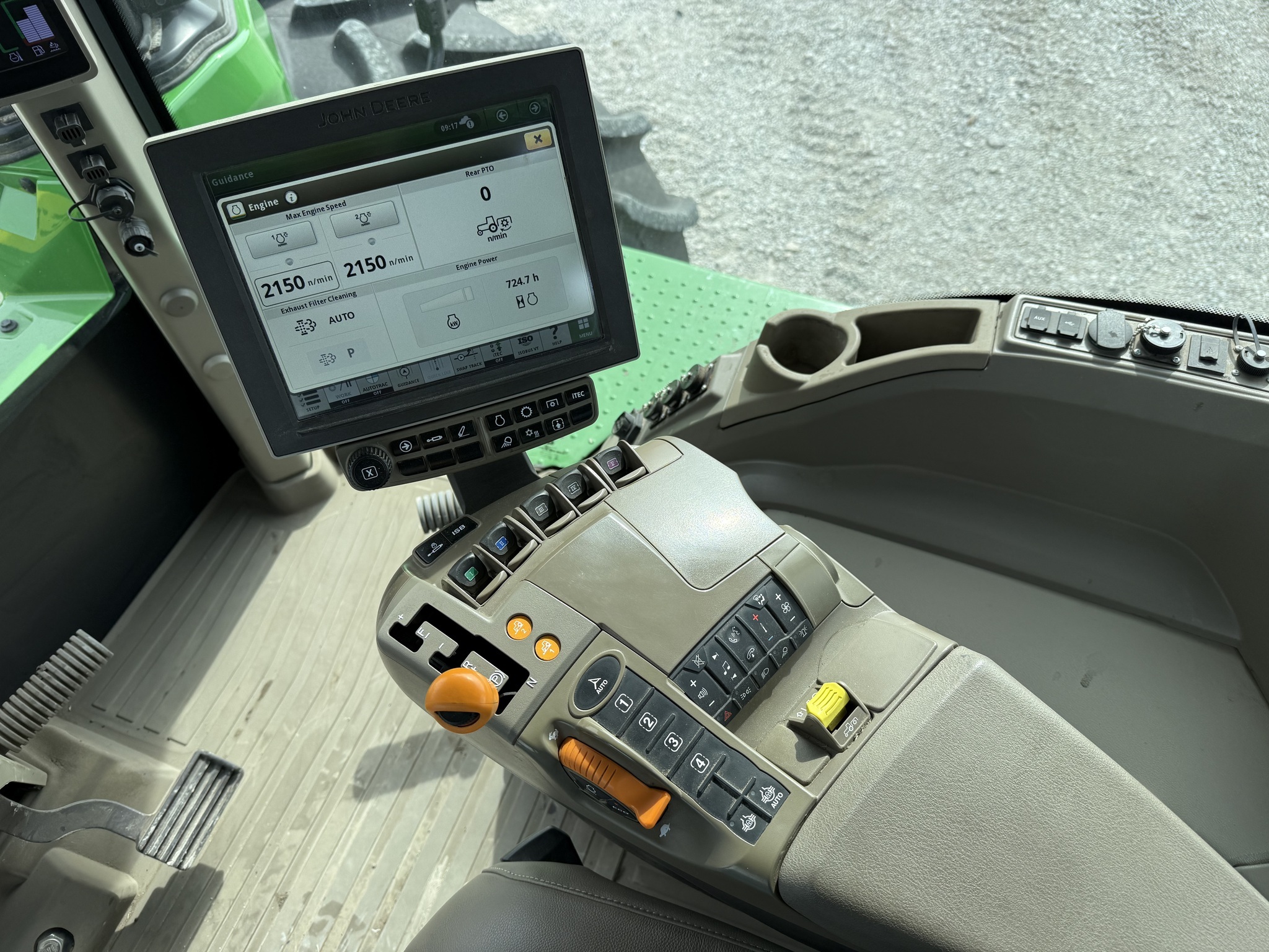 2022 John Deere 9R 490 Tractor