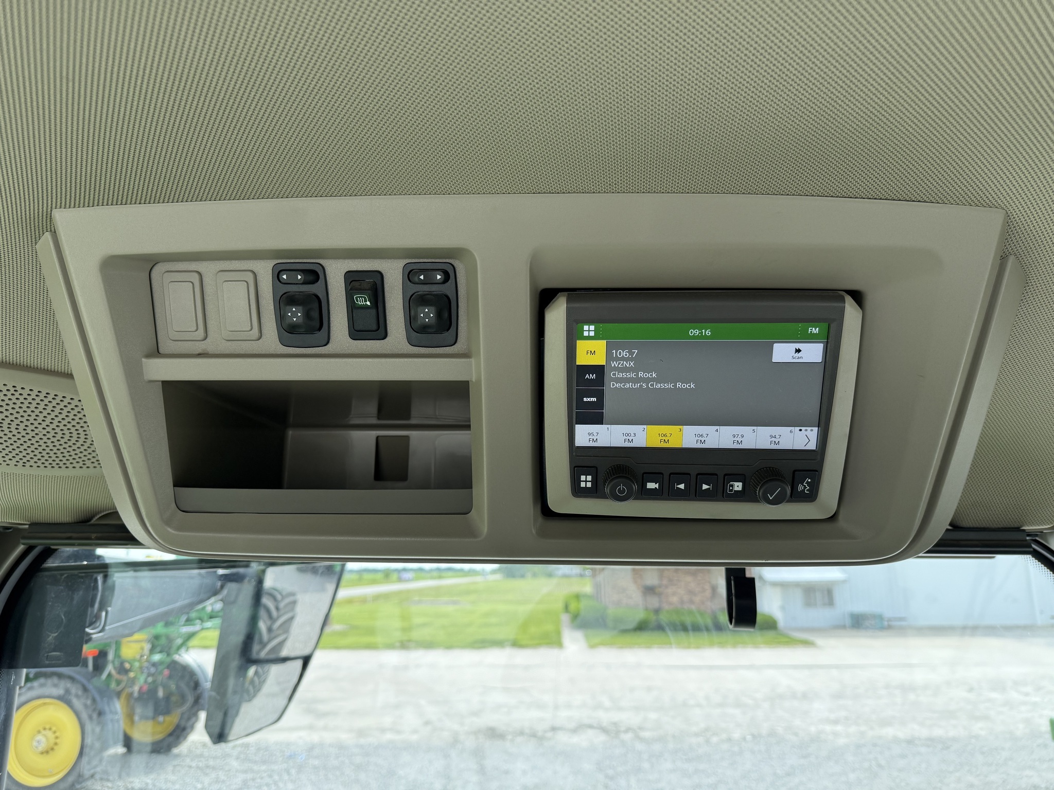 2022 John Deere 9R 490 Tractor