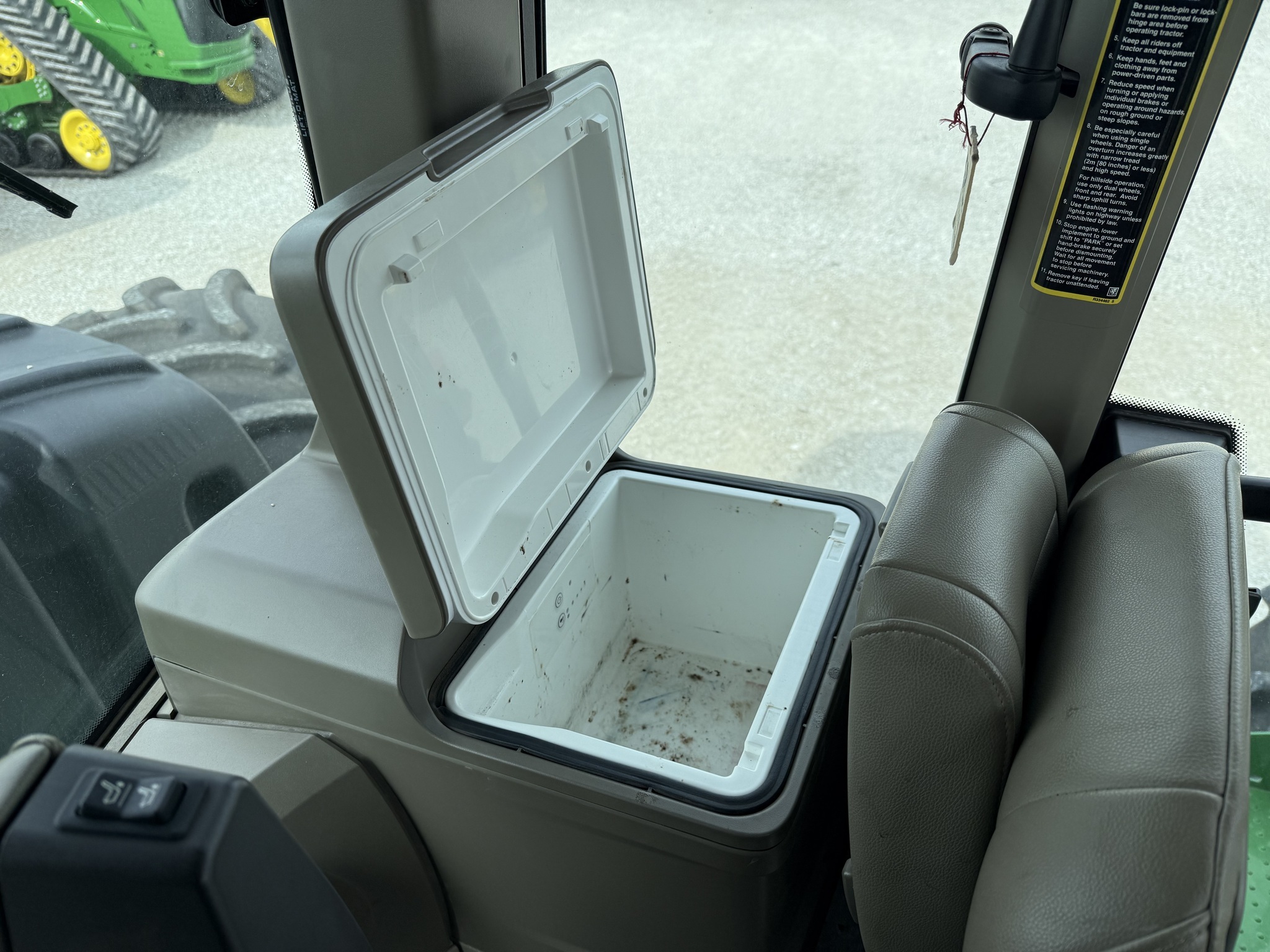 2022 John Deere 9R 490 Tractor