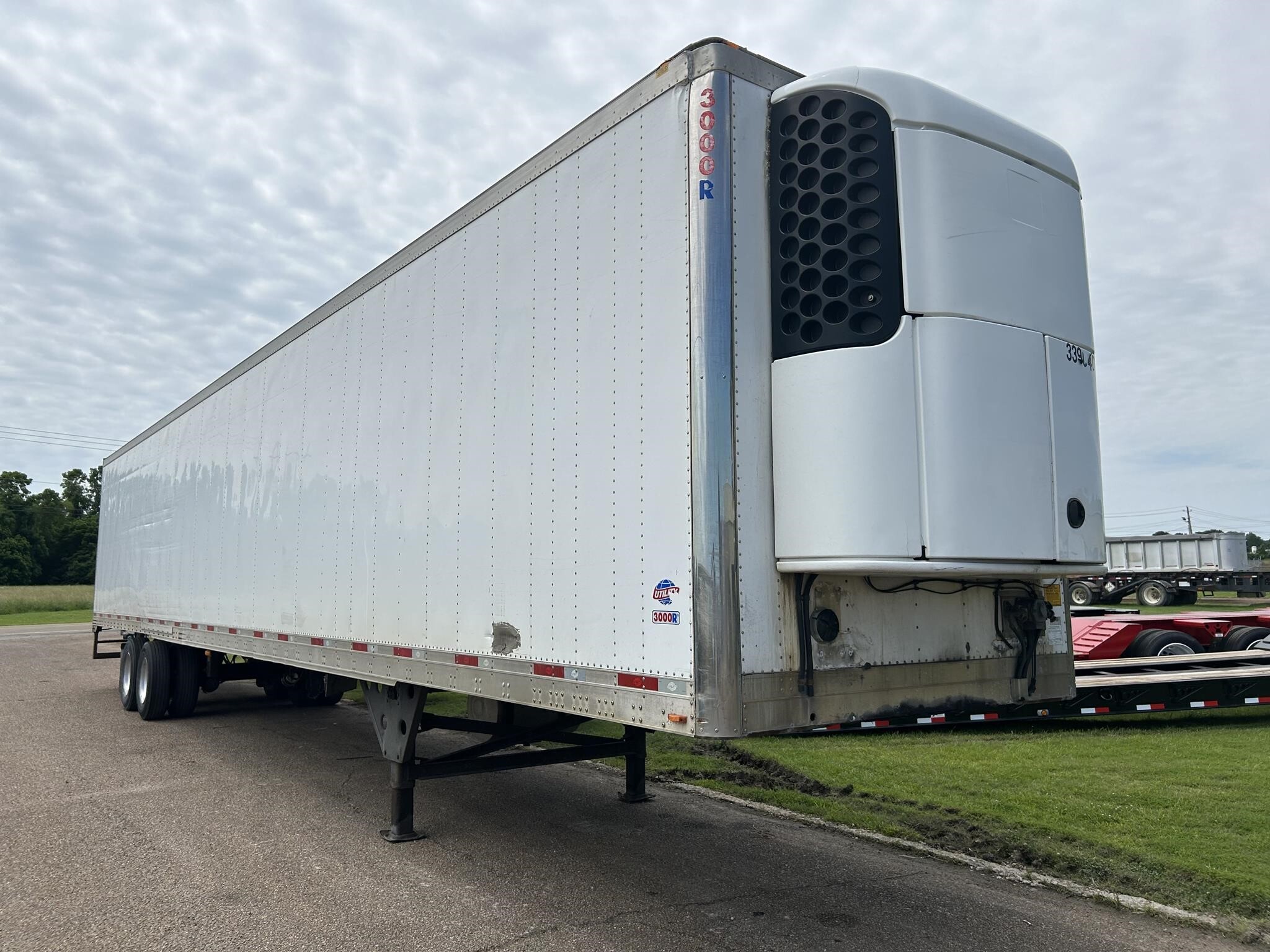 2013 Utility 53 FT REEFER Box Trucks/Trailer