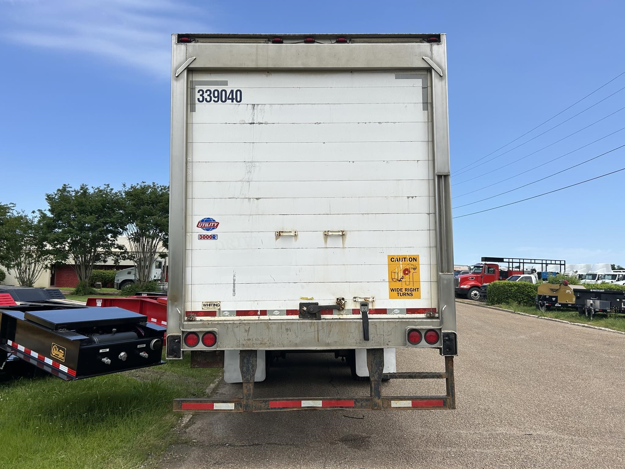 2013 Utility 53 FT REEFER Box Trucks/Trailer