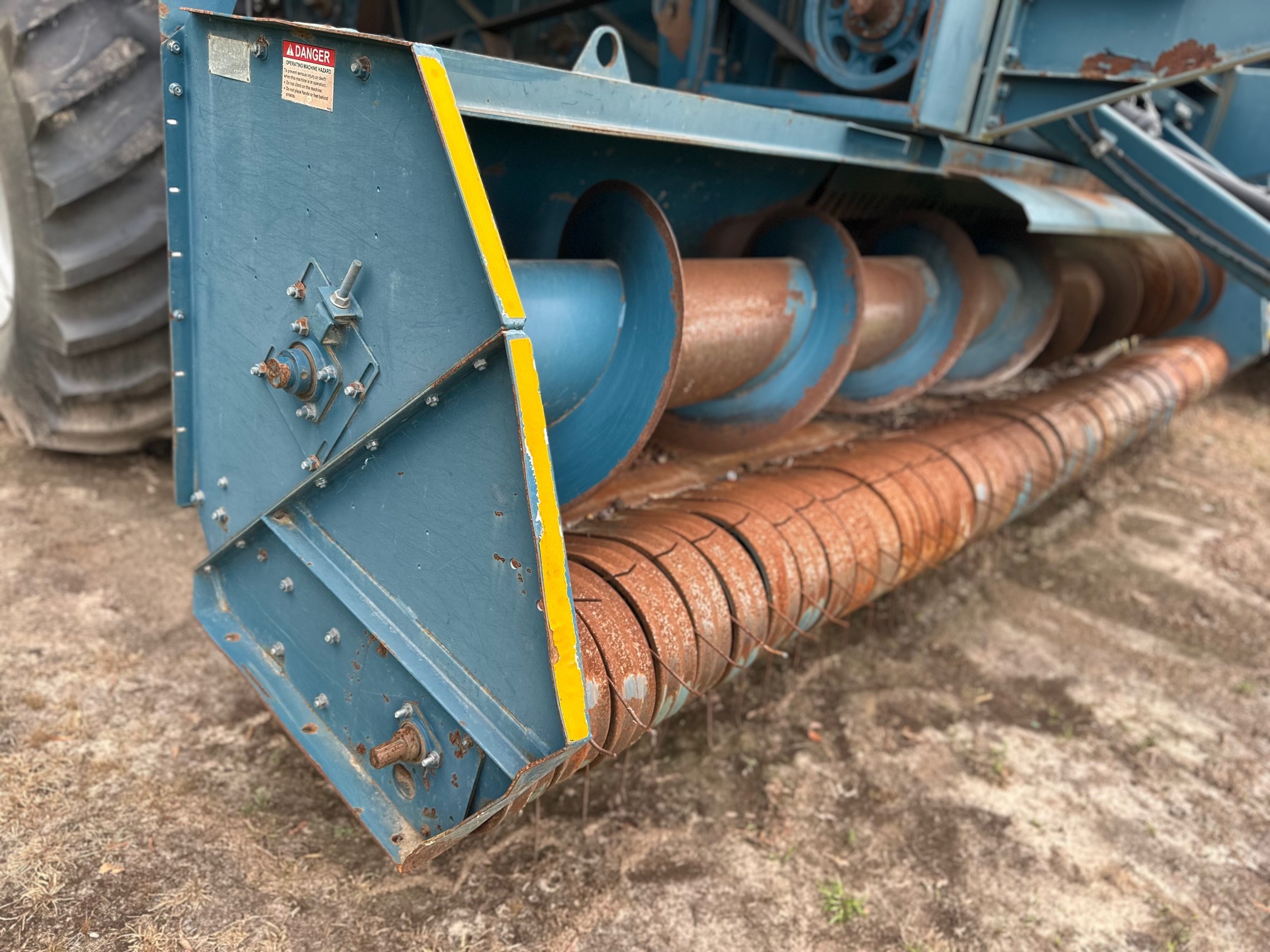 2017 Amadas 2110 Peanut Equipment