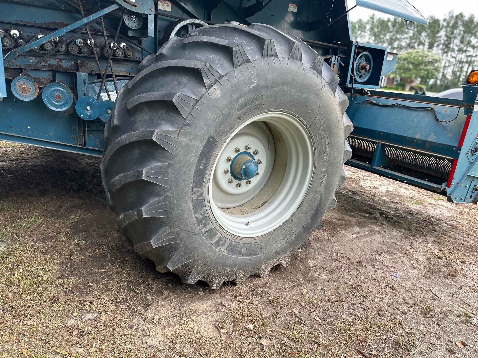 2017 Amadas 2110 Peanut Equipment