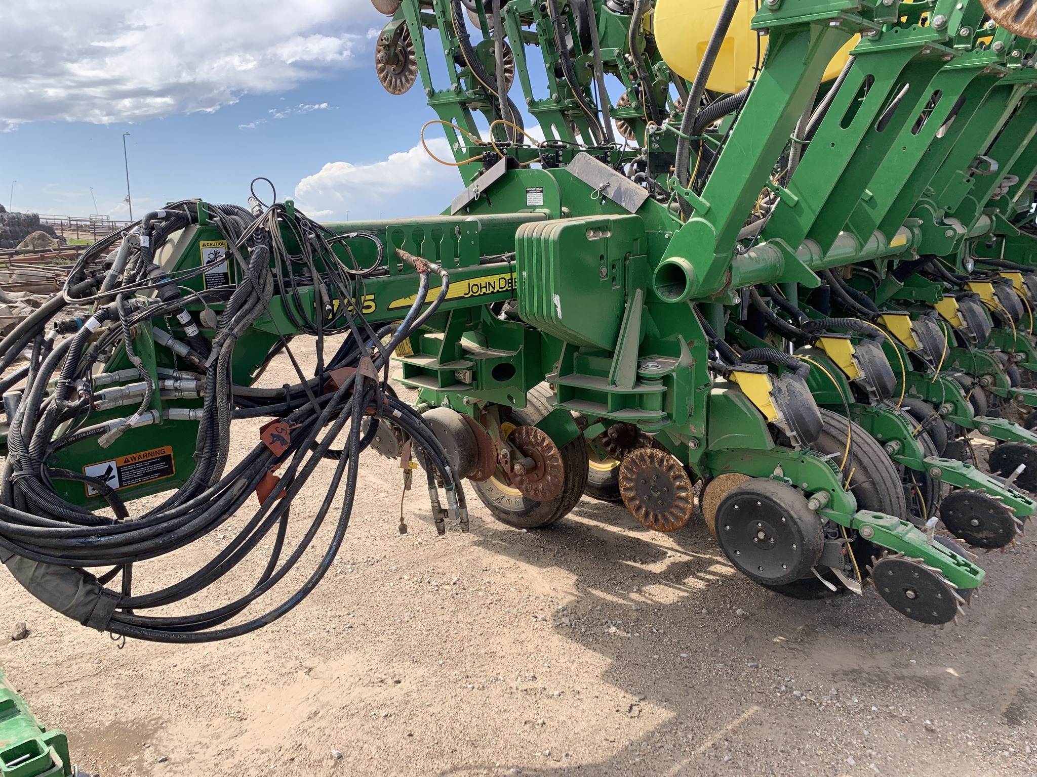 2015 John Deere 1795 Planter
