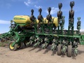 2015 John Deere 1795 Planter