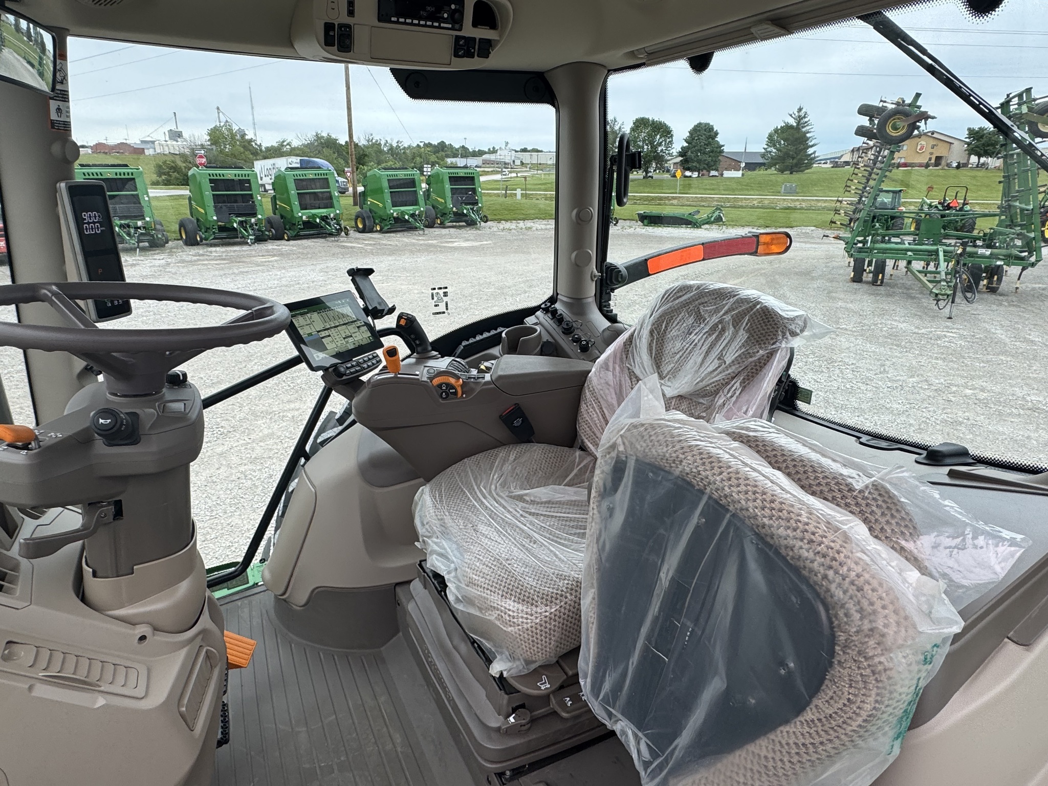 2024 John Deere 6R 175 Tractor