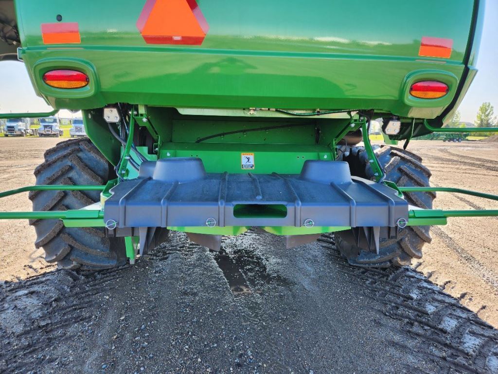 2024 John Deere S780 Combine