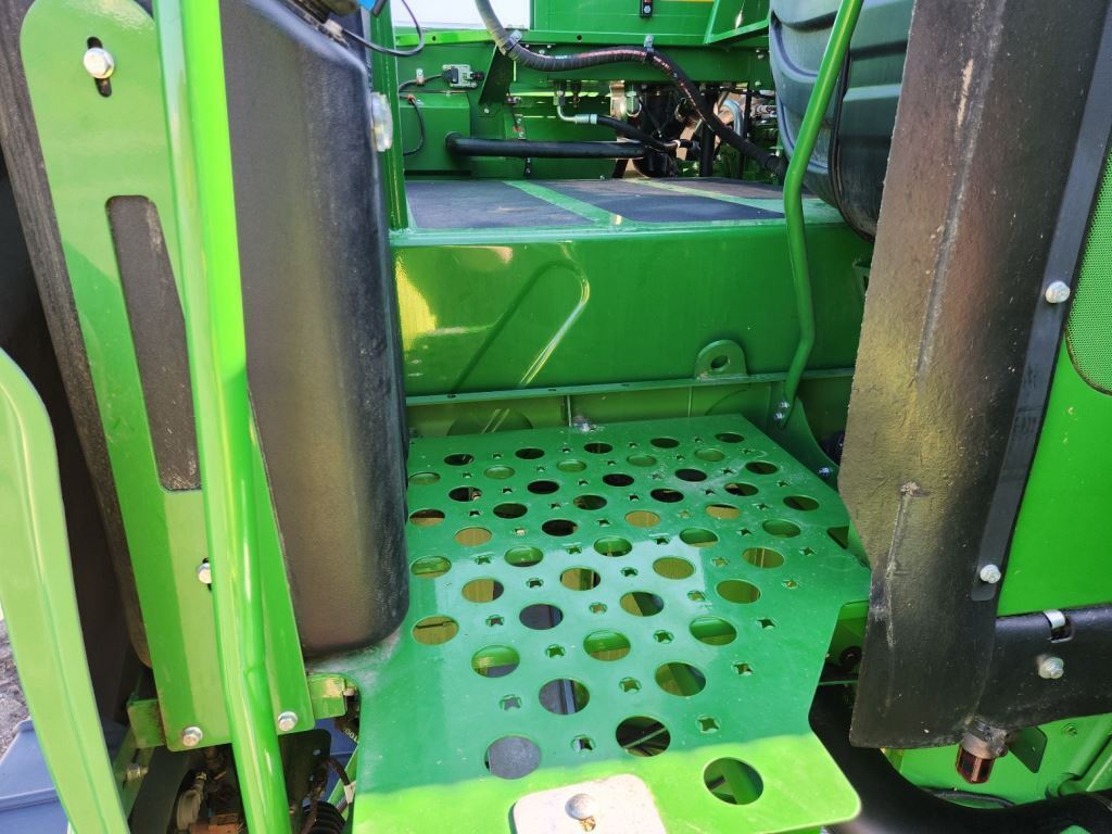 2024 John Deere S780 Combine