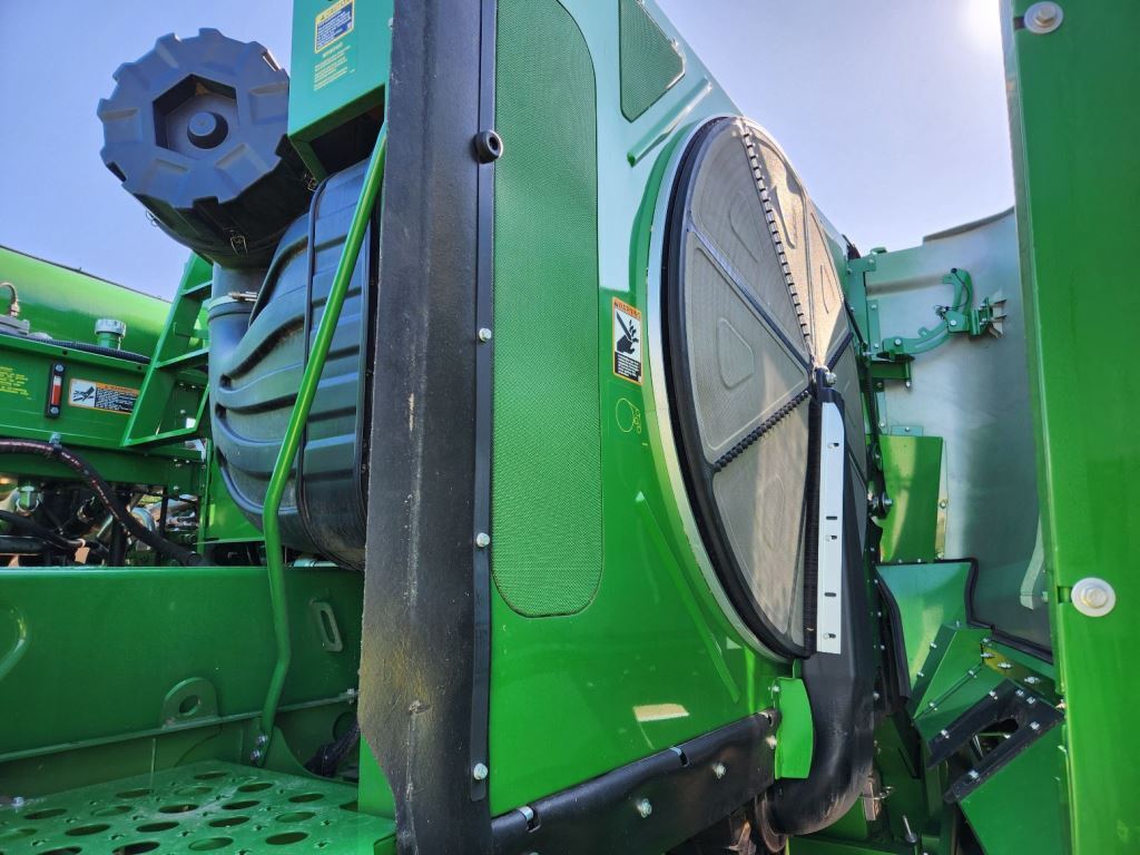 2024 John Deere S780 Combine