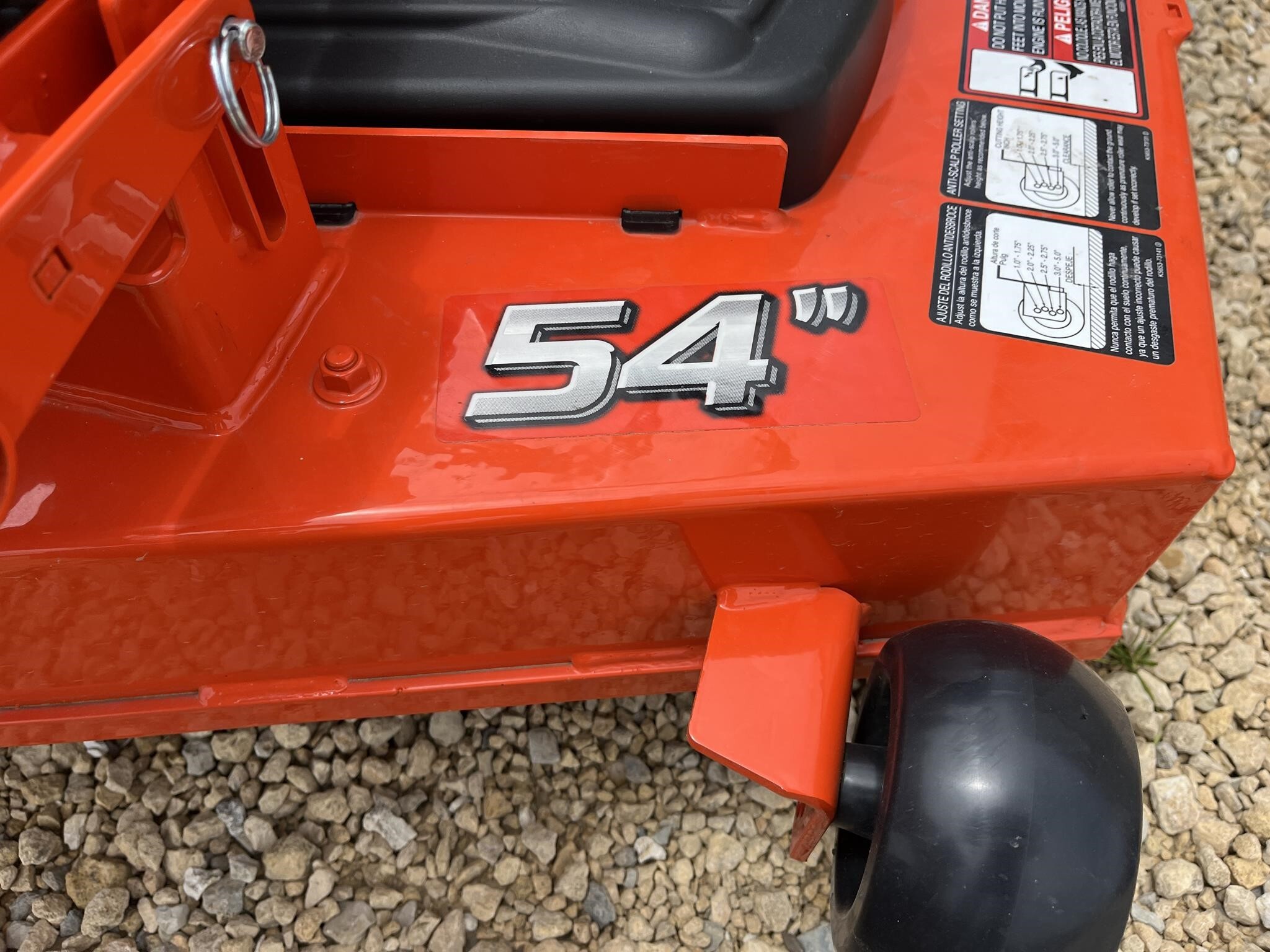 2023 Kubota Z422 Lawn Mower