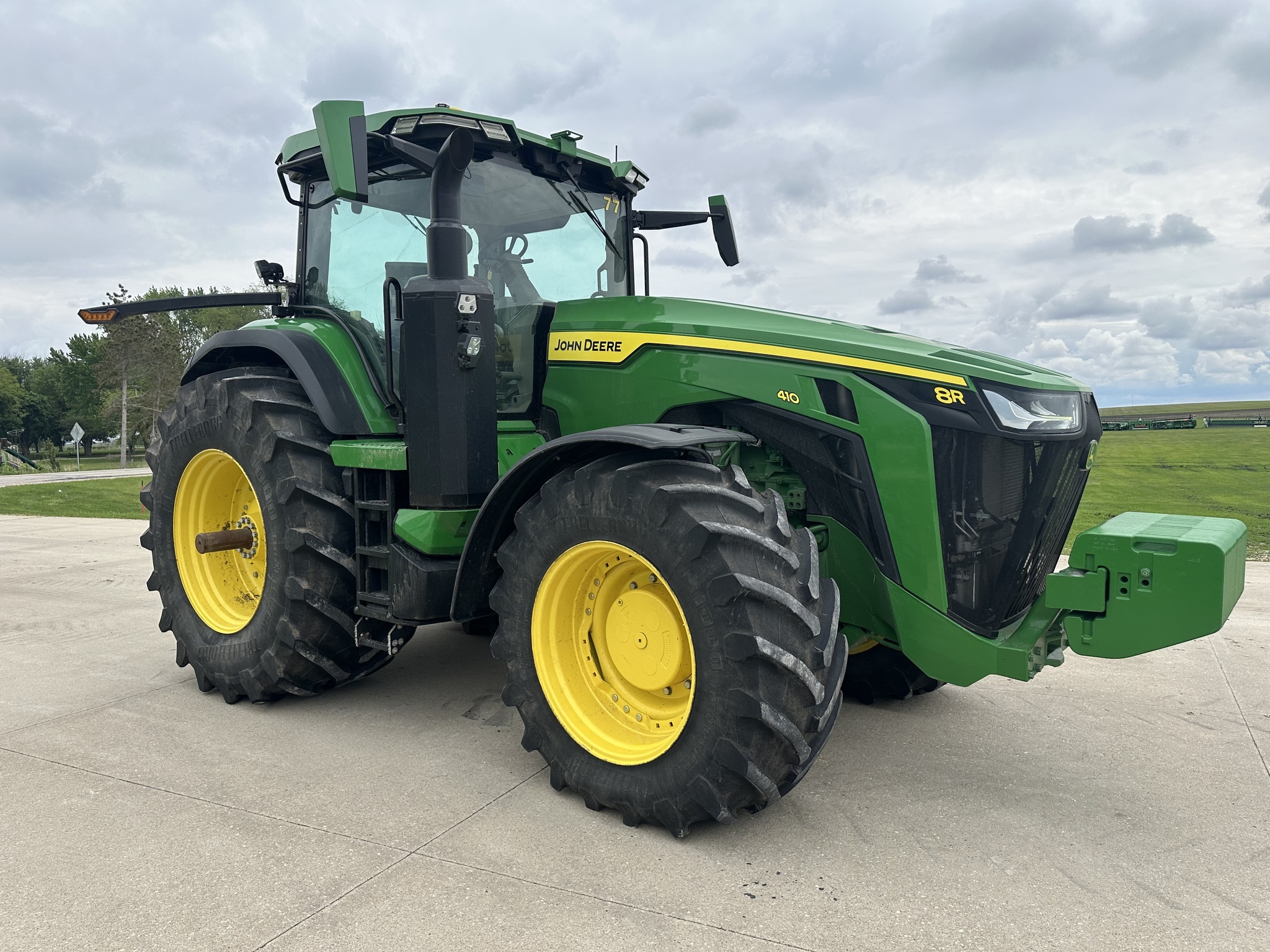 2023 John Deere 8R 410 Tractor