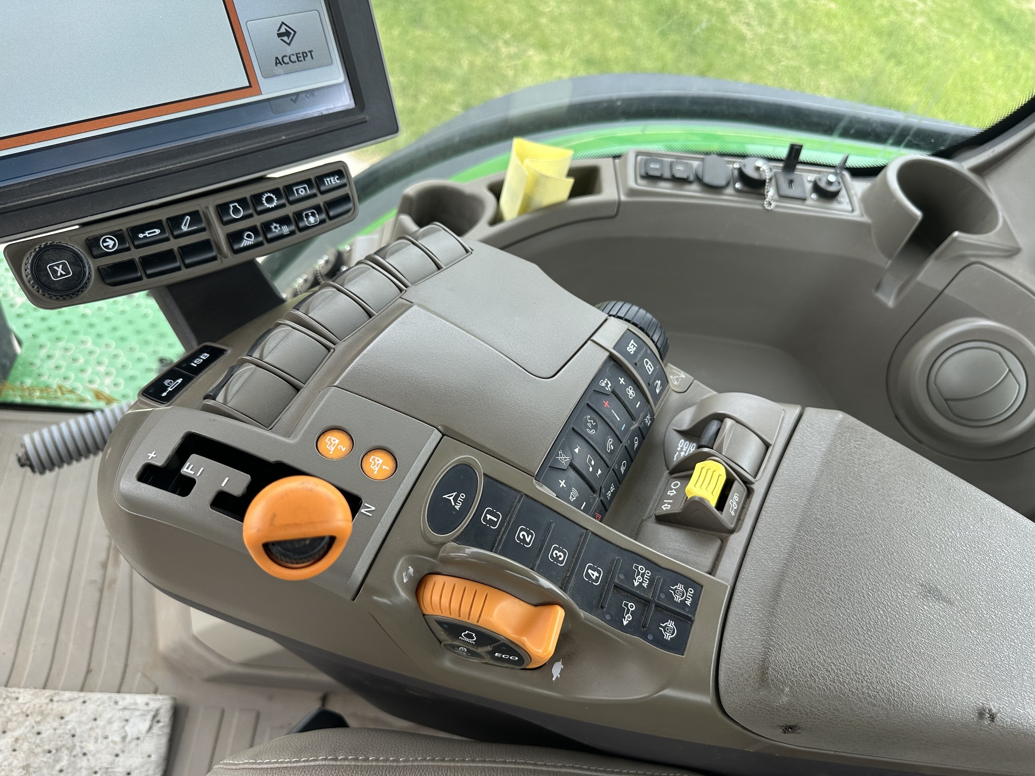 2023 John Deere 8R 410 Tractor