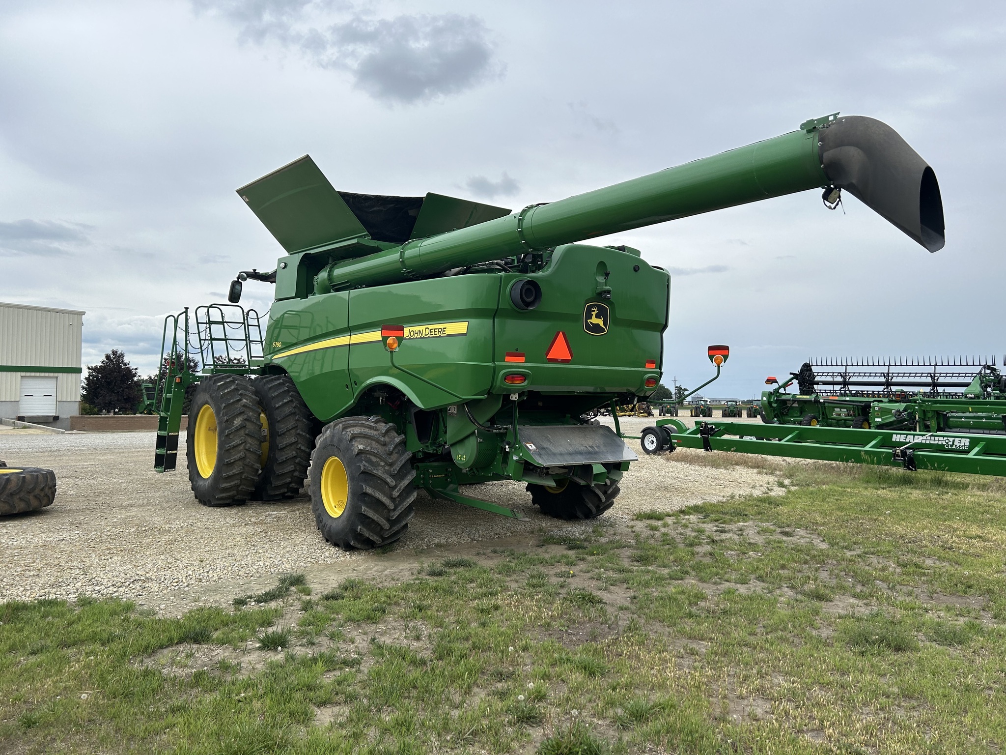 2024 John Deere S790 Combine