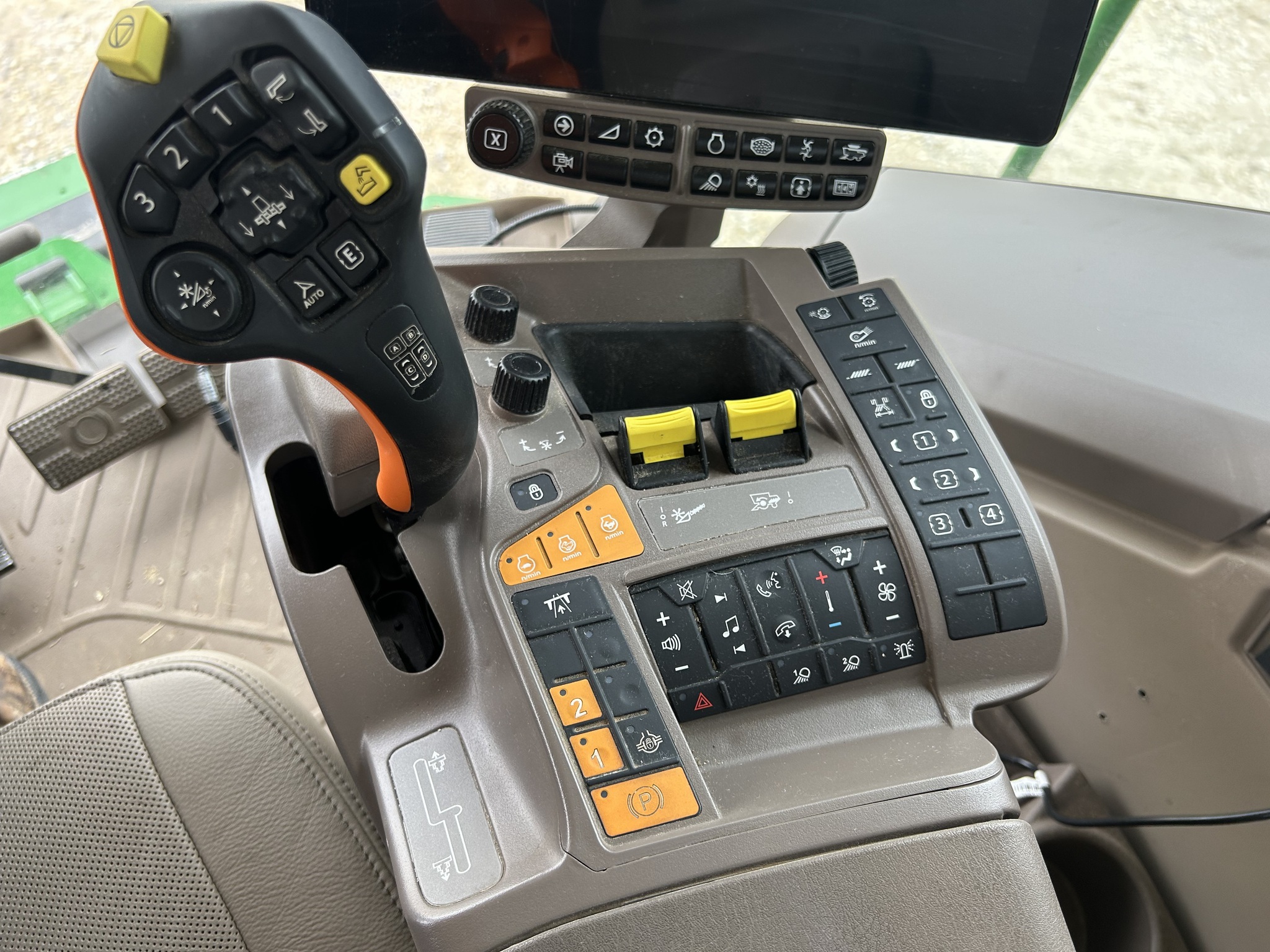 2024 John Deere S790 Combine