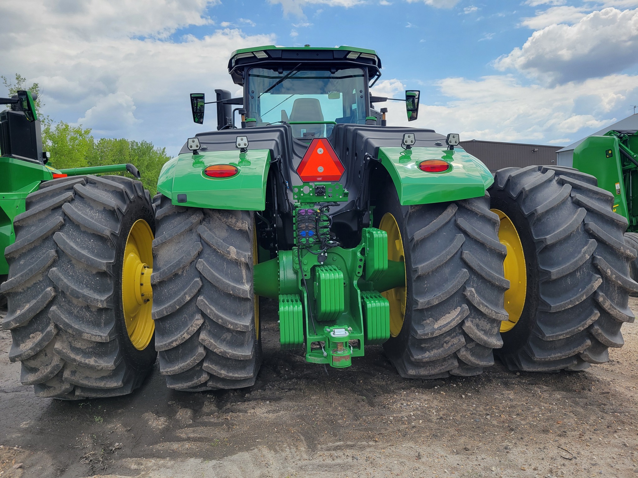 2024 John Deere 9R 640 Tractor