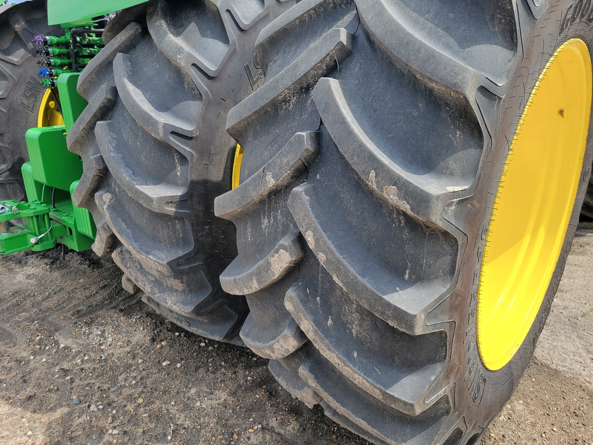 2024 John Deere 9R 640 Tractor