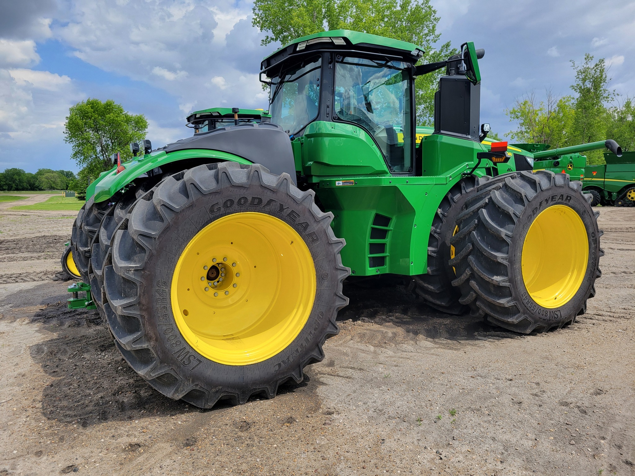 2024 John Deere 9R 640 Tractor