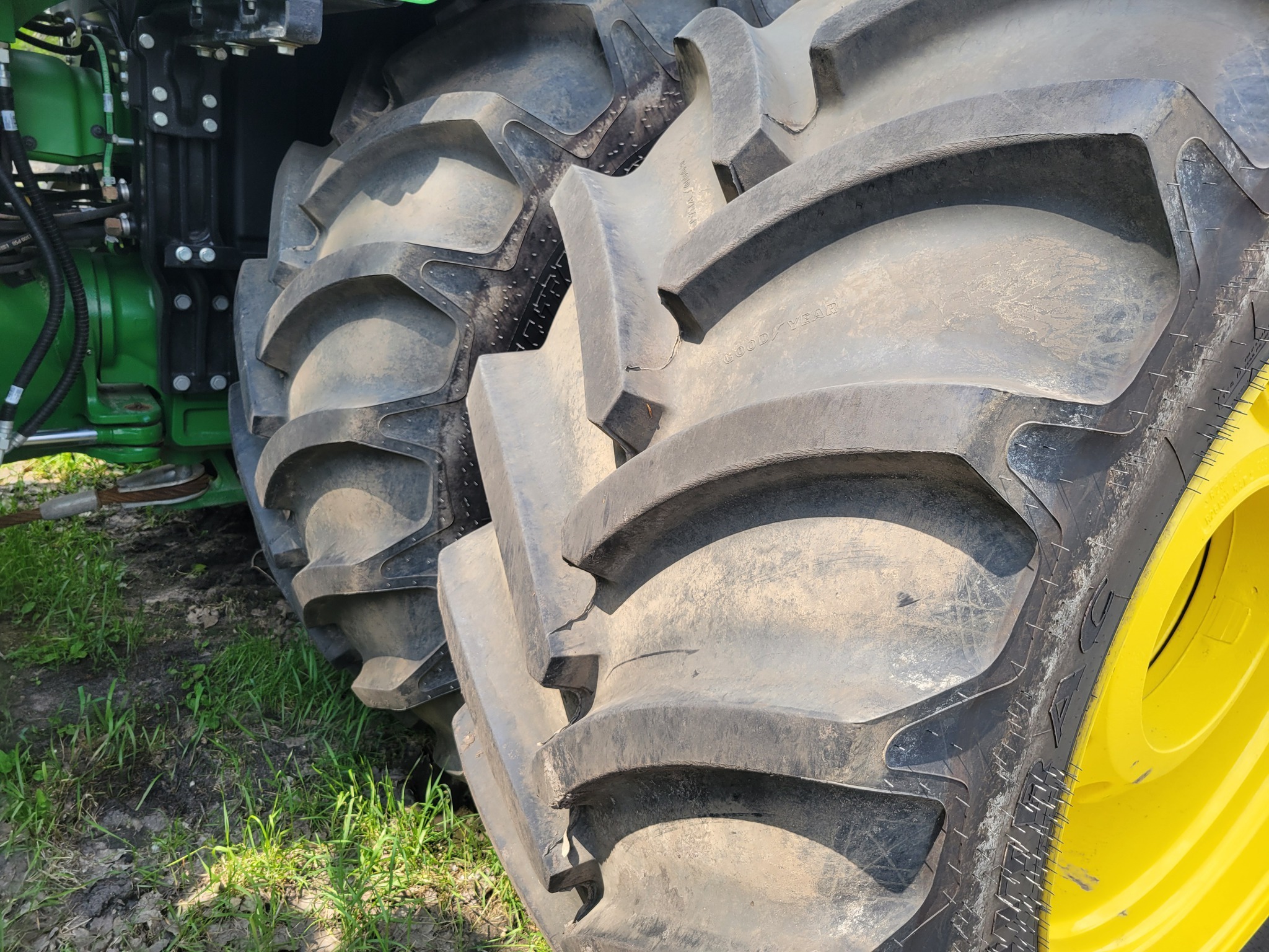 2024 John Deere 9R 640 Tractor