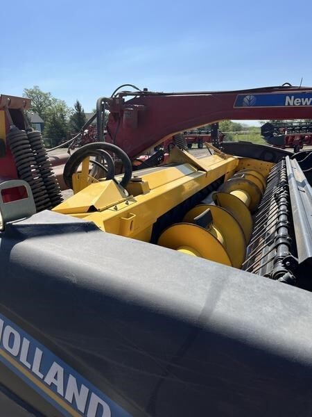  New Holland H7150 Mower Conditioner