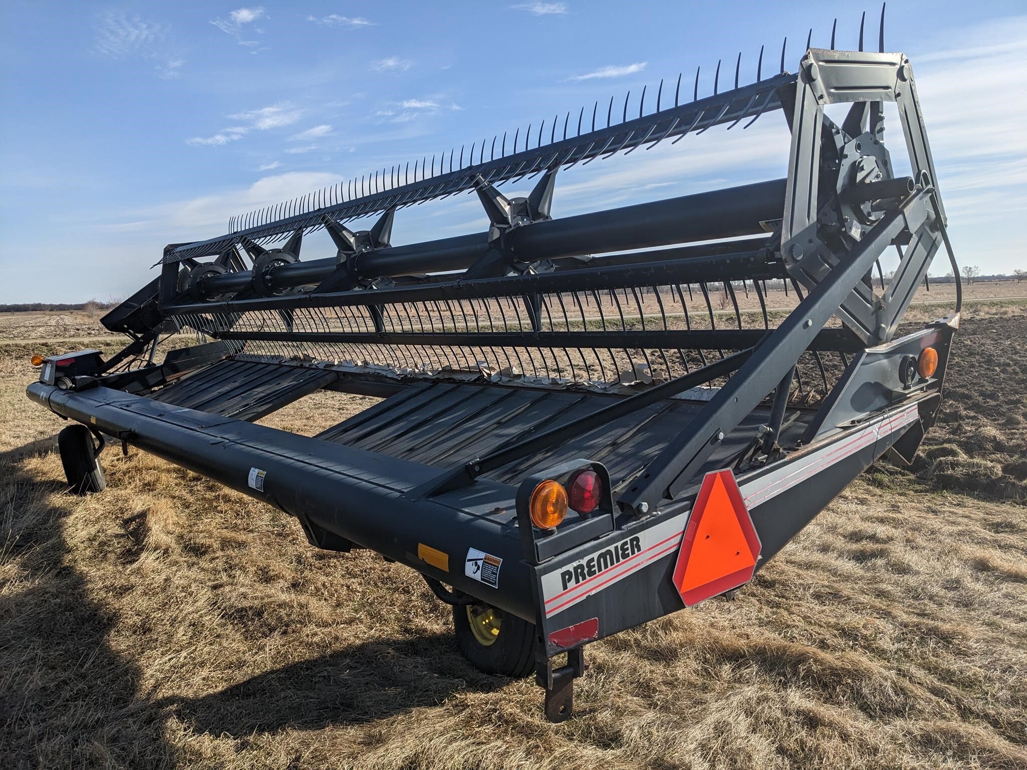 1995 MacDon 1900 Mower Conditioner
