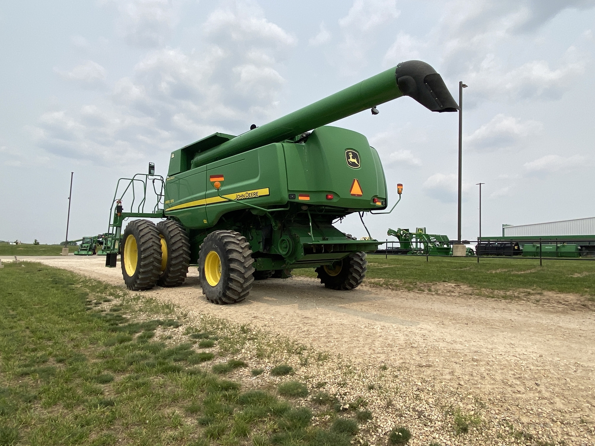 2009 John Deere 9870 STS Combine