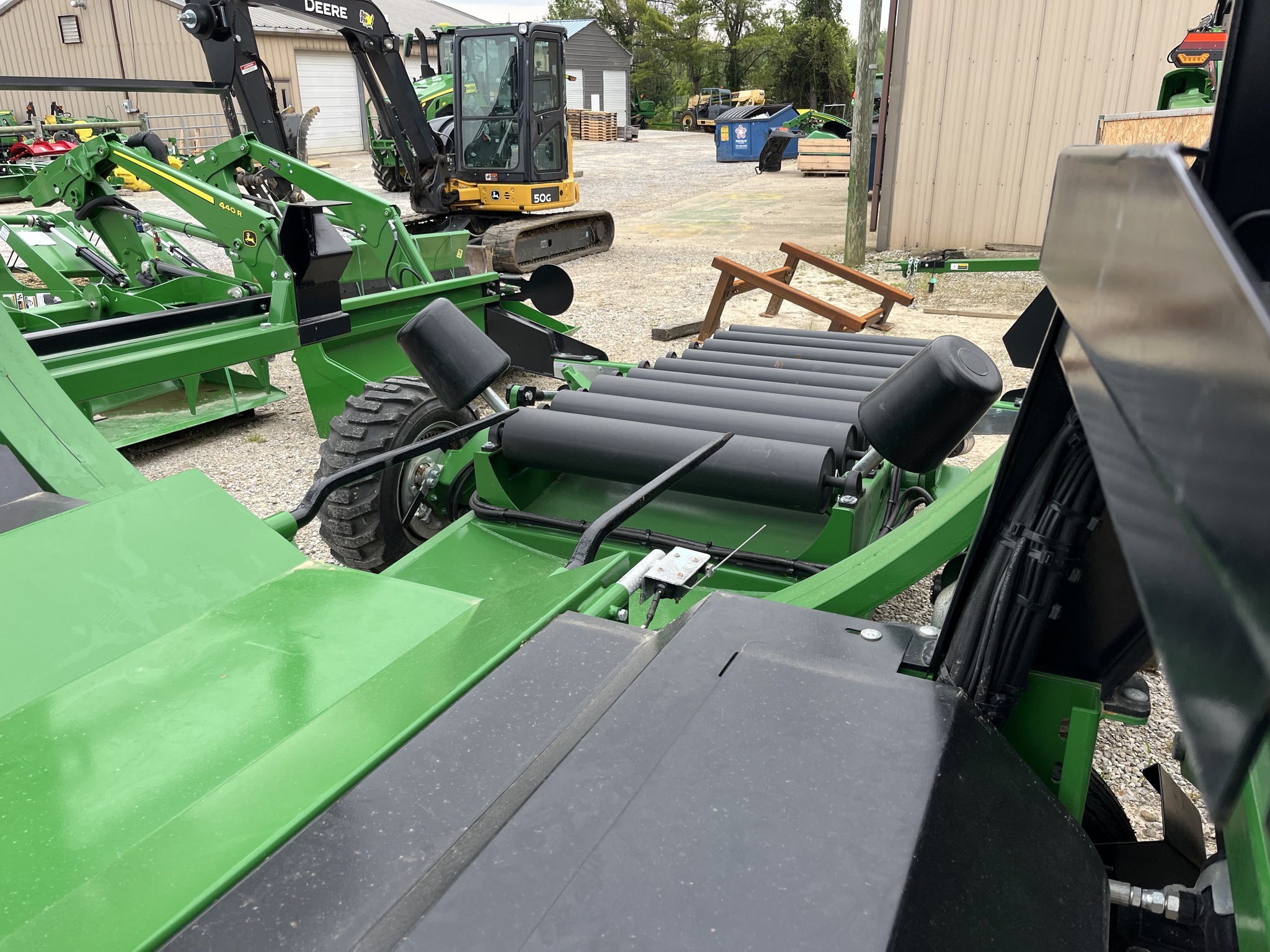  Frontier LW1166 Bale Wrapper