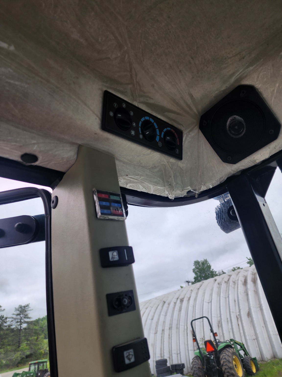 2018 John Deere 5100GN Tractor