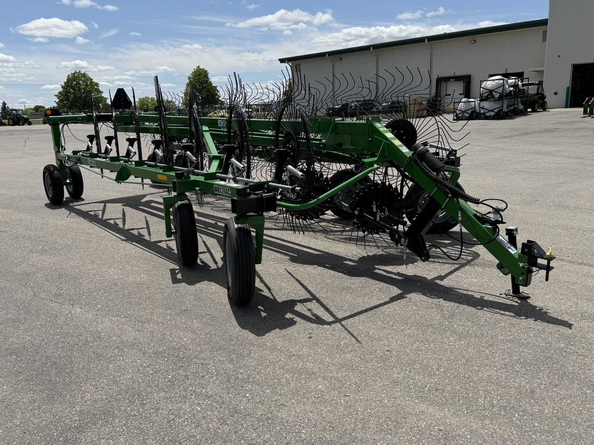 2023 Frontier WR1214C Rake