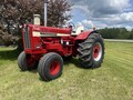 1968 International 1256 Tractor