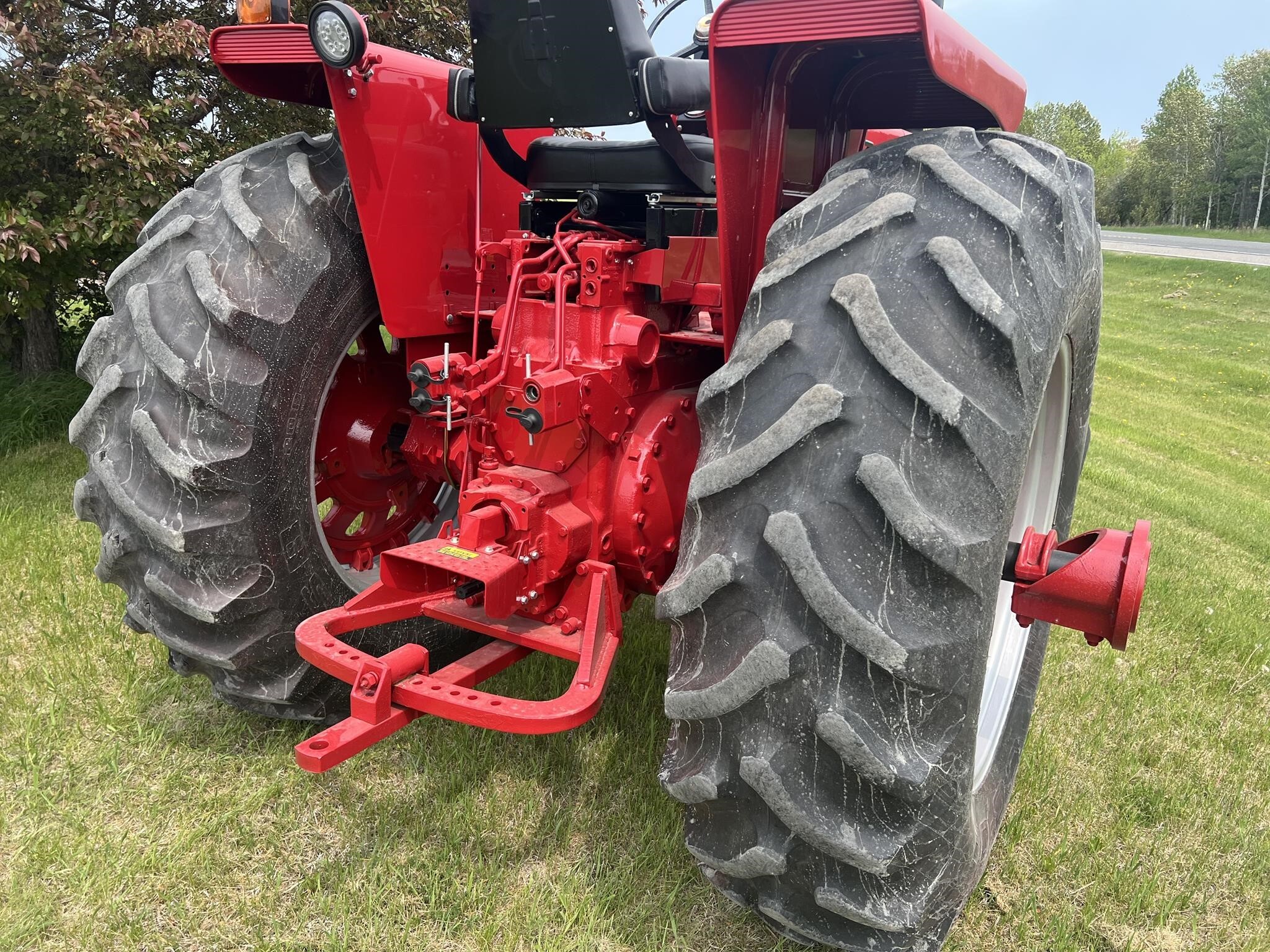 1975 International Harvester 1466 Tractor