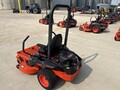  Kubota Z232 Lawn Mower