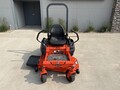  Kubota Z232 Lawn Mower