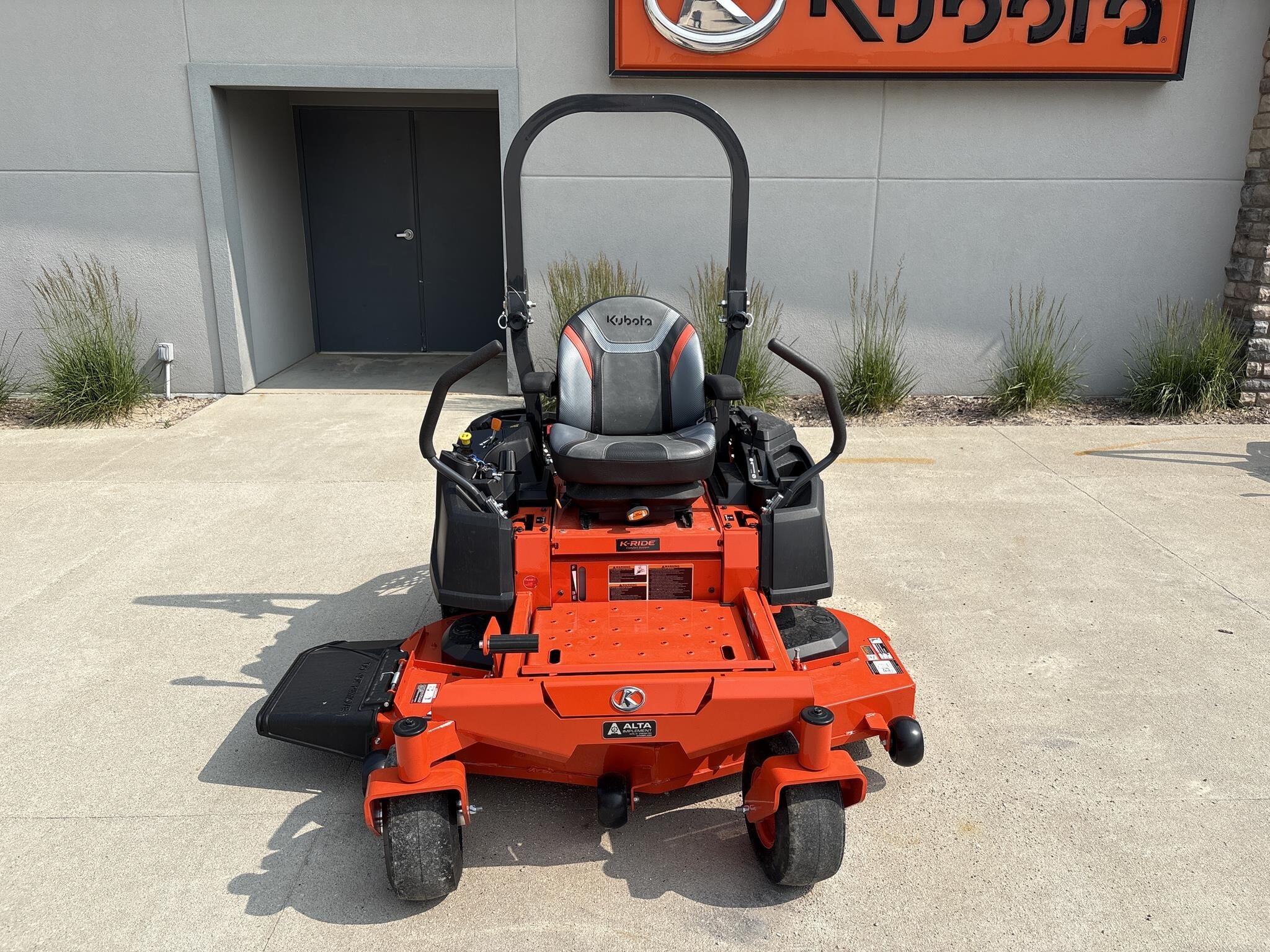  Kubota Z252 Lawn Mower