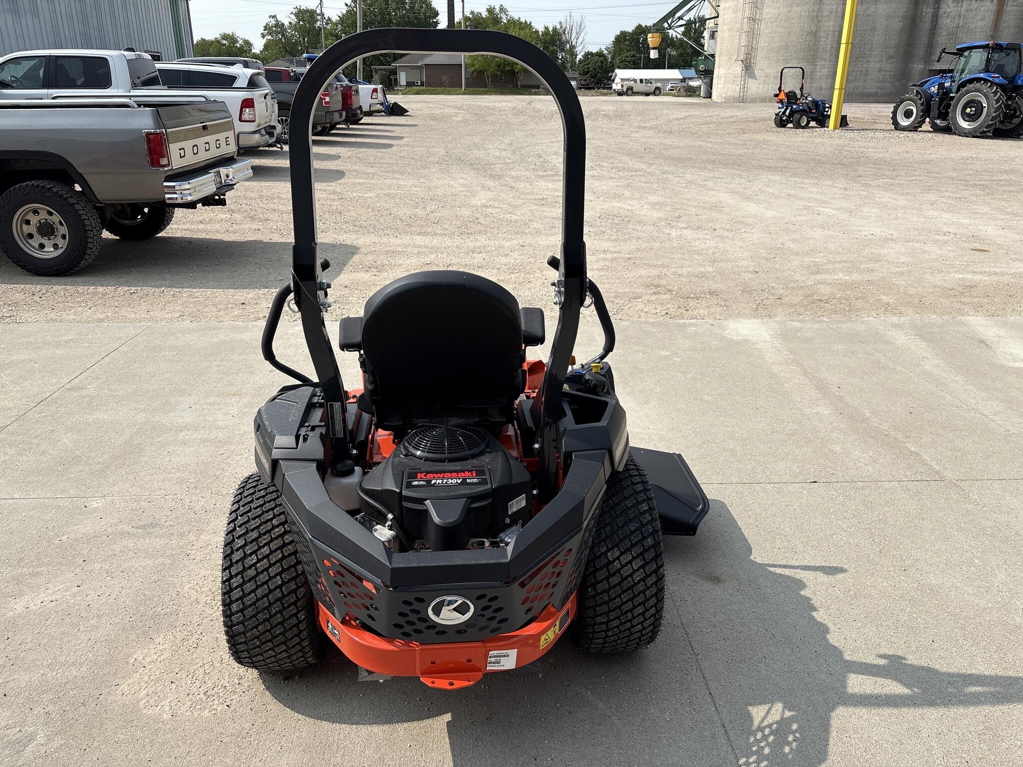  Kubota Z252 Lawn Mower