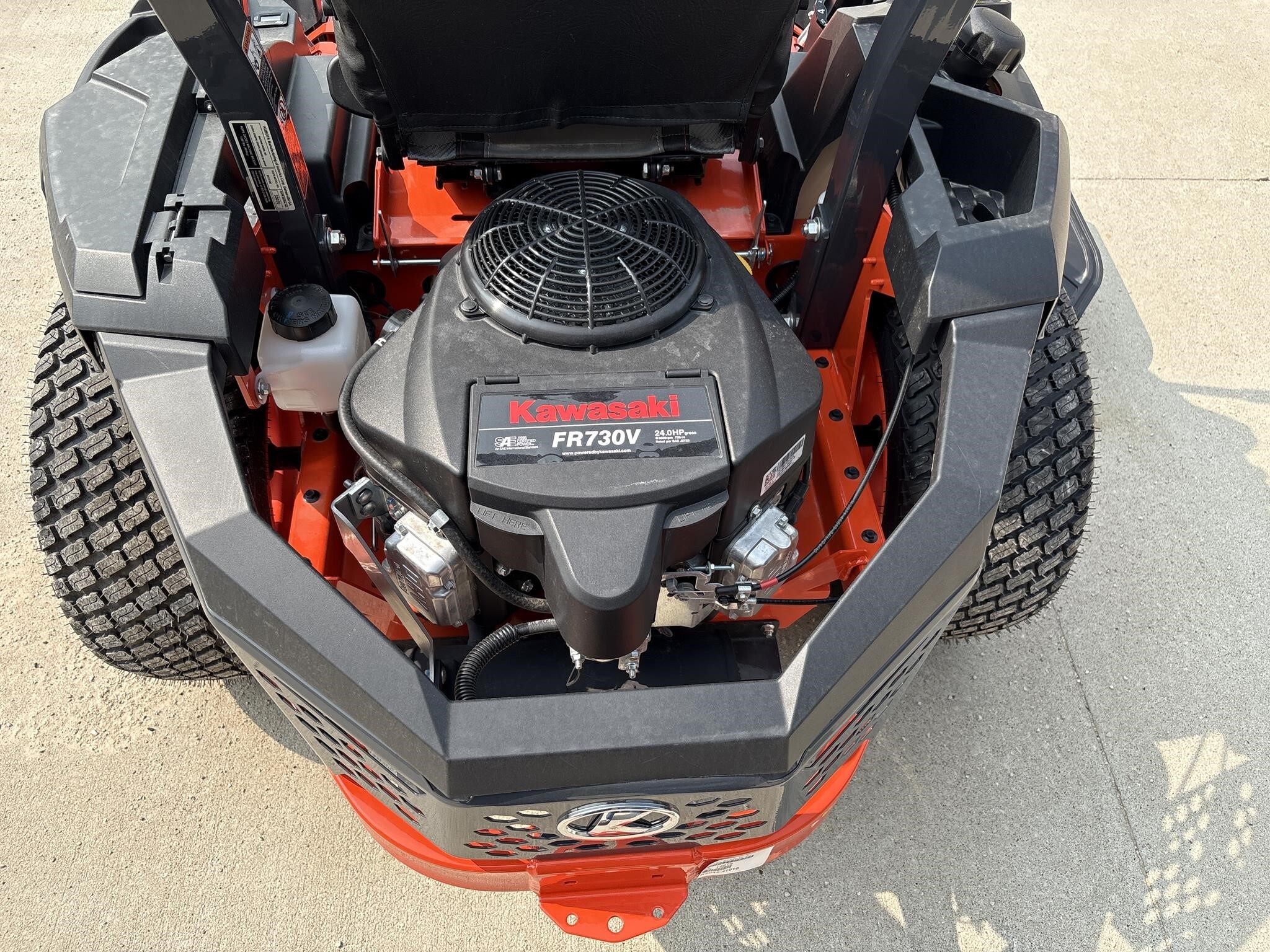  Kubota Z252 Lawn Mower